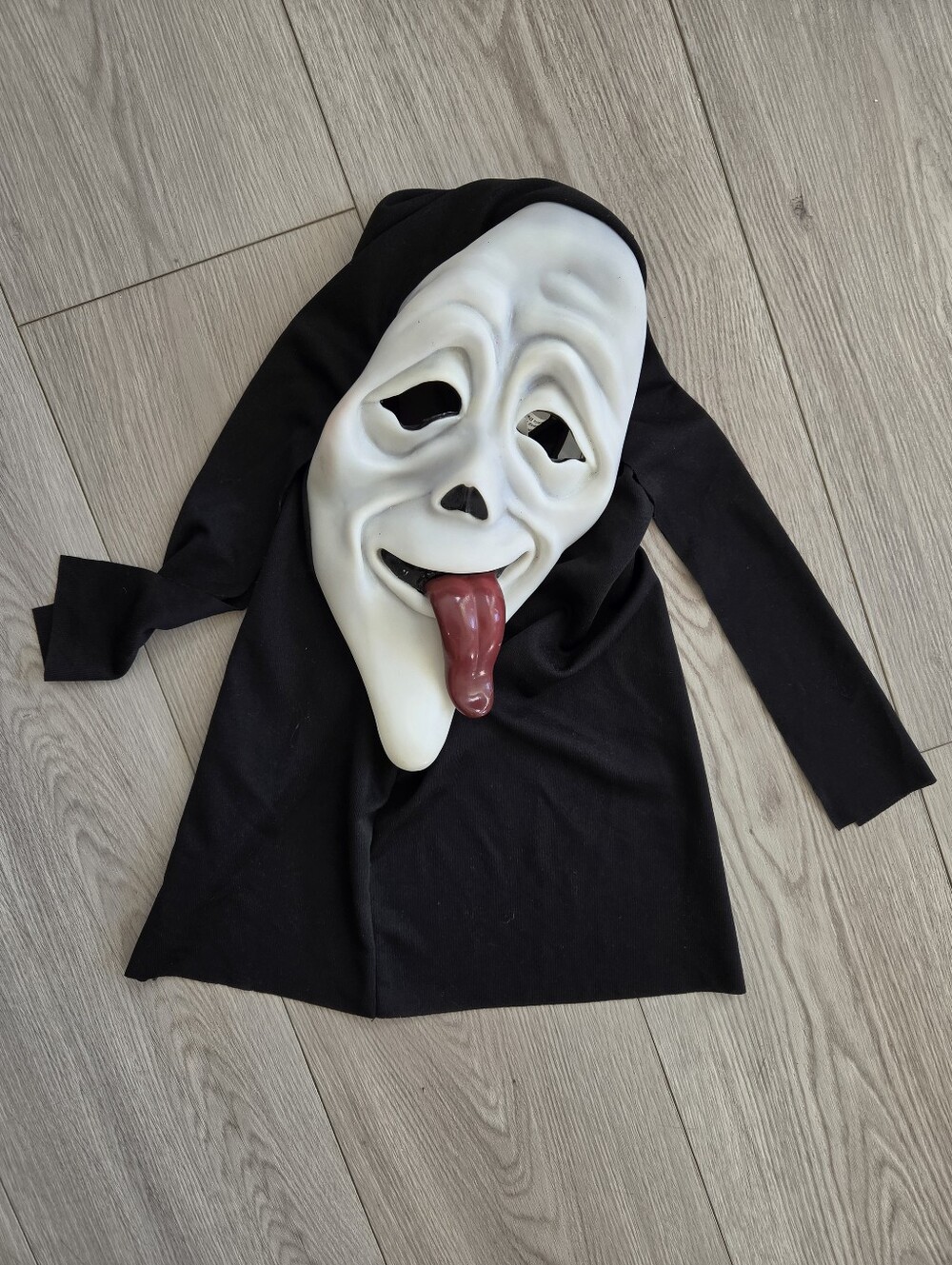 Scary Movie Wassup Ghost Face Mask – Excellent Condition